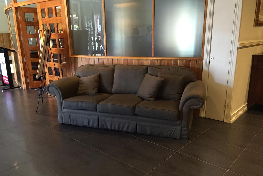 Redearth Boutique Hotel Mount Isa Kültér fotó